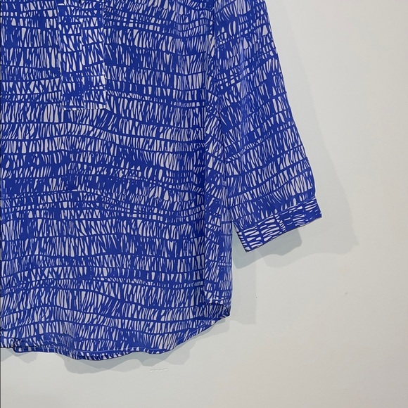 ELLIE KAI 100% Silk 3/4 Sleeve V-Neck Blouse Tunic Patterned Blue Womens 10 - Picture 3 of 9